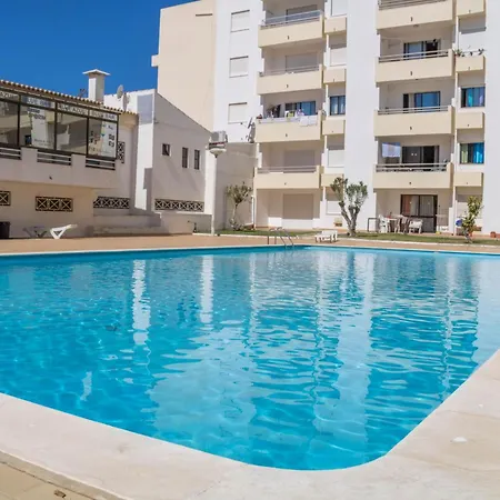 Appartement #005 Encosta Apartment Pool & Relax Area *
