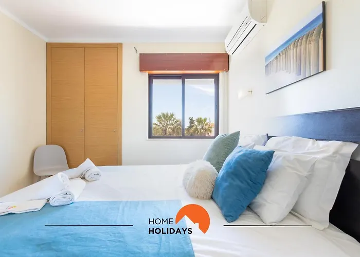 #005 Foxy B By Holidays 아파트 *