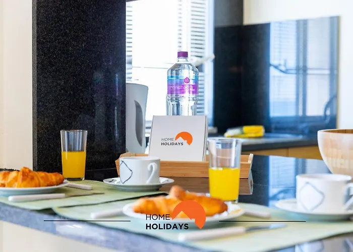 #005 Foxy B By Holidays 아파트 *