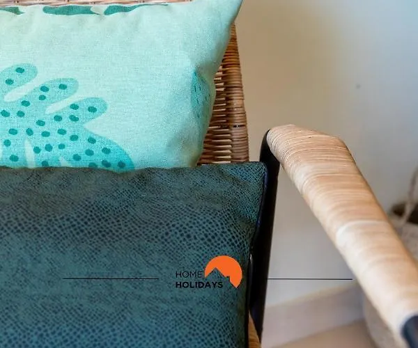 #005 Foxy B By Holidays 아파트