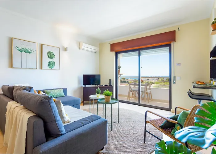 #005 Lovely&Cozy Beach Flat Parking,Pool,SeaView * Albufeira